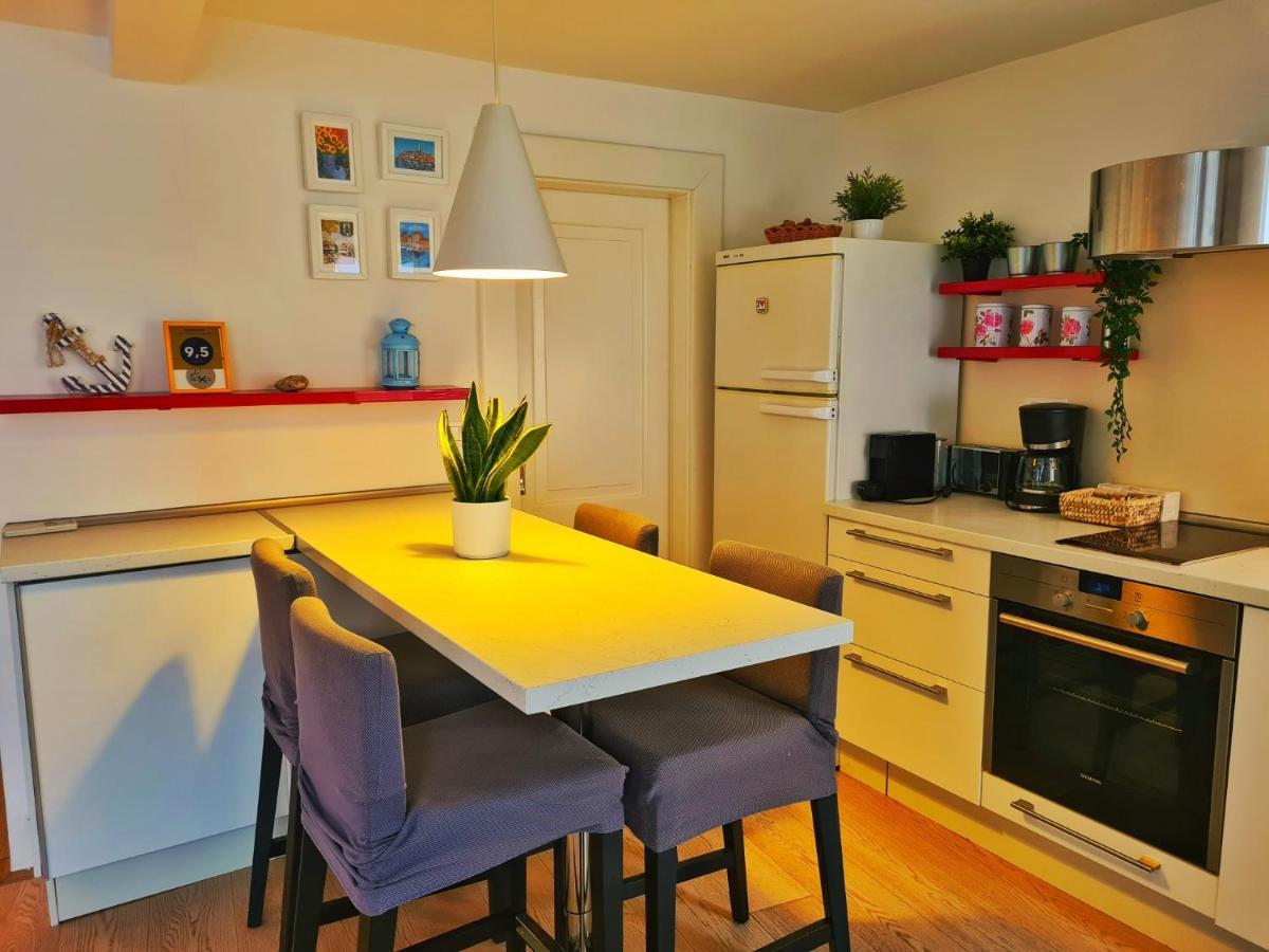 Smilje 2 Lägenhet Rovinj Exteriör bild