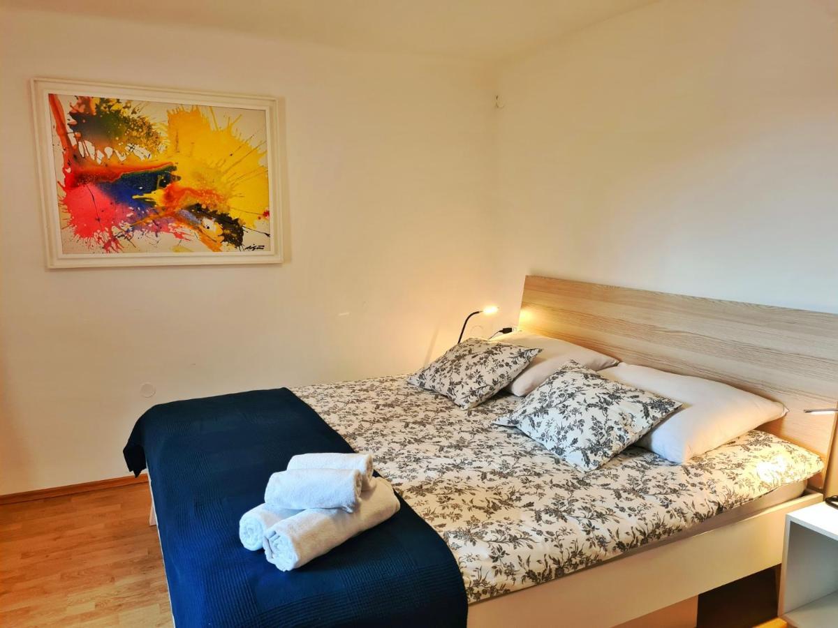 Smilje 2 Lägenhet Rovinj Exteriör bild