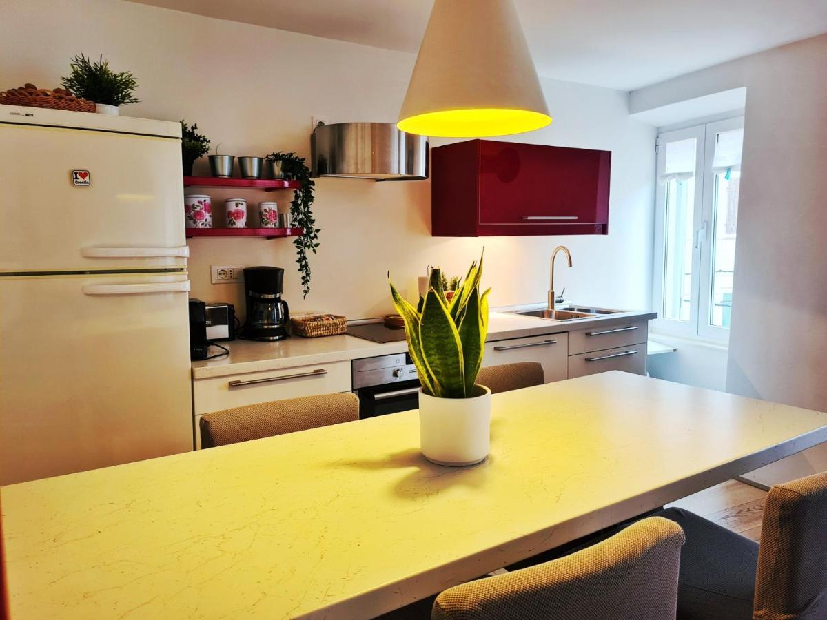 Smilje 2 Lägenhet Rovinj Exteriör bild