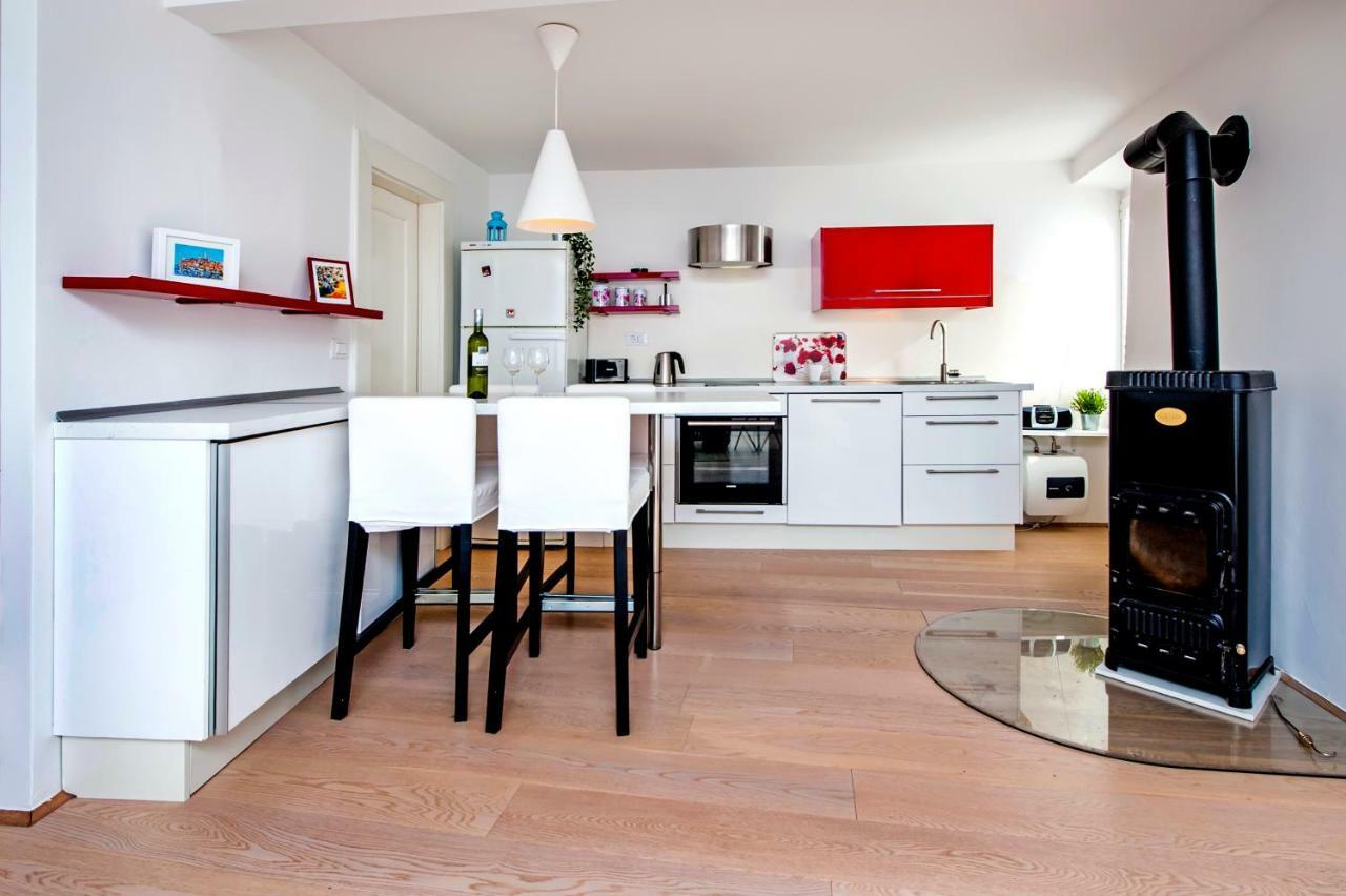 Smilje 2 Lägenhet Rovinj Exteriör bild